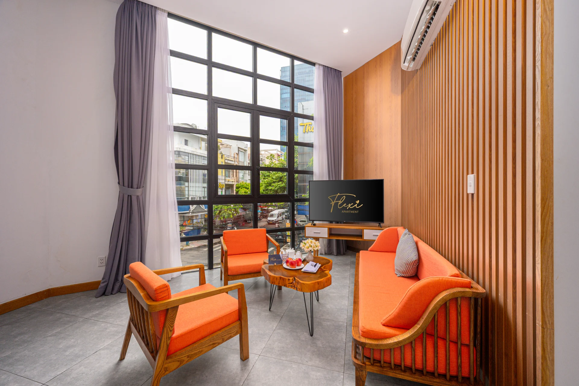 Deluxe Corner One Bedroom City View