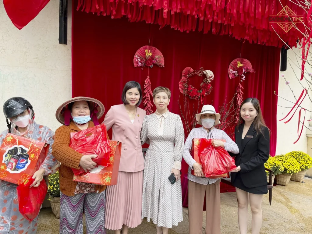 Hình 3 bài 3 – Một hành trình nhỏ, góp phần tạo nên những thay đổi tích cực cho cộng đồng.