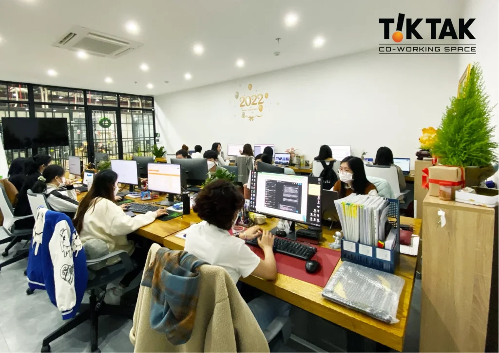 Hình 3 bài 5 – Văn phòng tại Tiktak Coworking Space linh hoạt theo quy mô và nhu cầu vận hành.