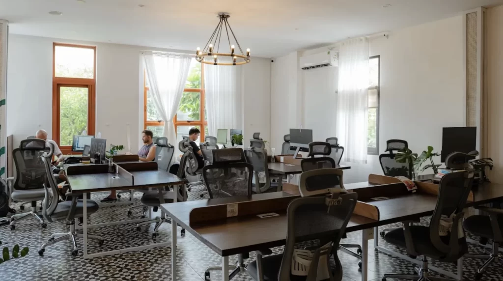 Không gian coworking tại ACE Coworking Space đà nẵng